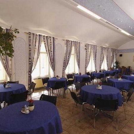 Hostel Junior Prága Kültér fotó