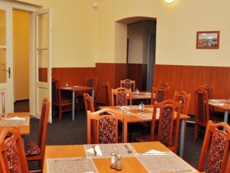Hostel Junior Prága Kültér fotó
